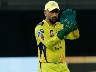 dhoni