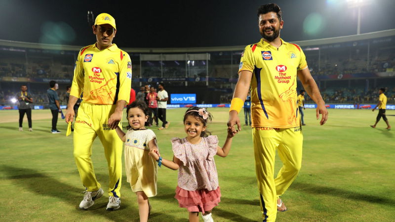 DHONI AND RAIN 3