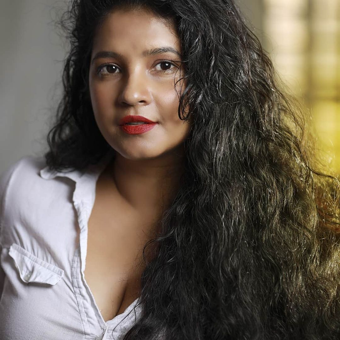 SHUBHA POONJA 3