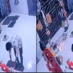Thief Touches Lord Hanumans Feet 1