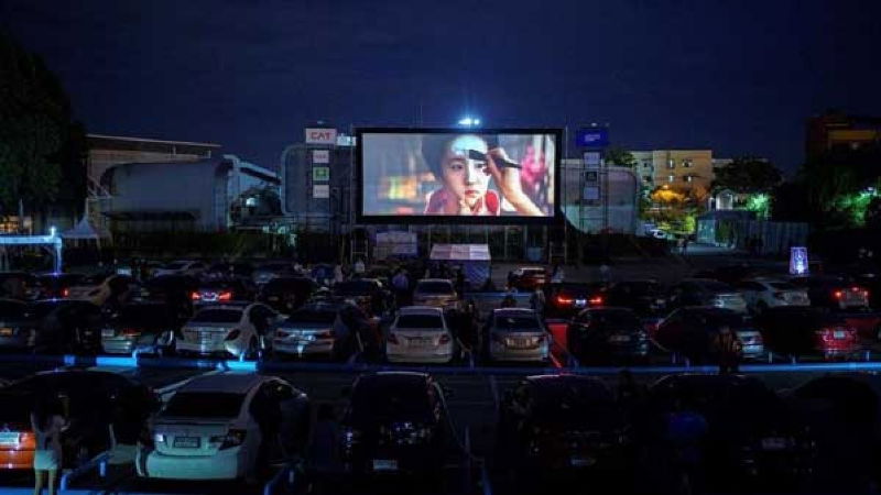 rooftop drive theatre 2