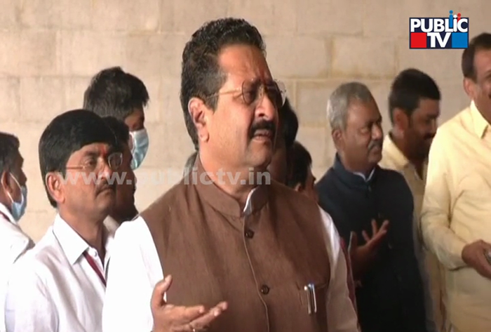 BASANAGAUDA PATIL YATNAL