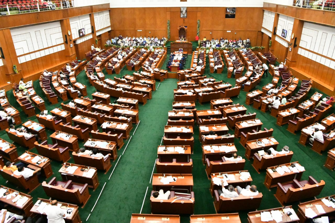 suverna soudha2