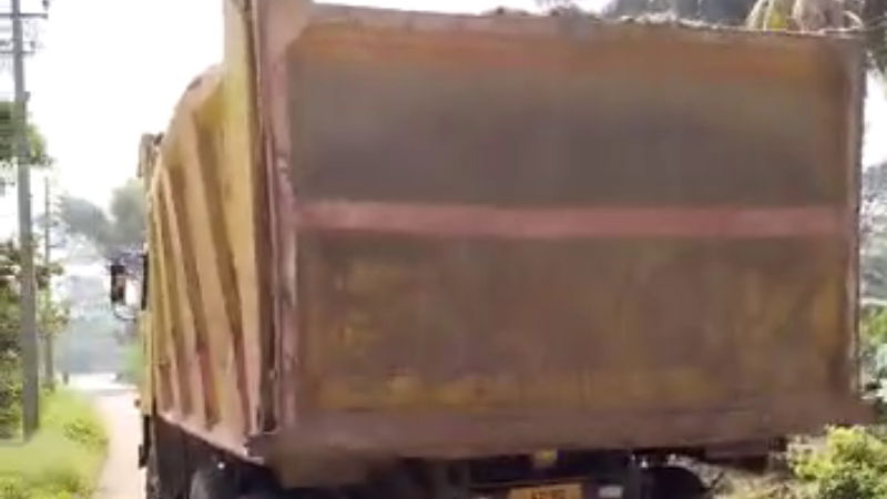 tipper 1