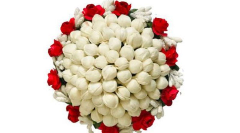 Gajra Hair Bun