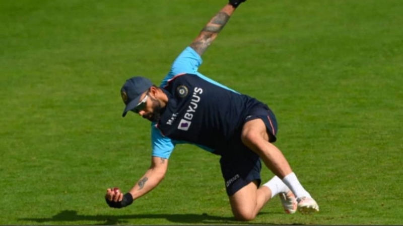 VIRAT KOHLI 1 2