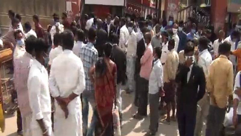 raichuru court People 2