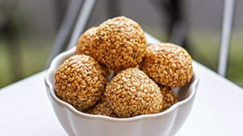 sesame seeds ladoo