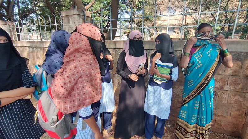 Chikkodi hijab 1