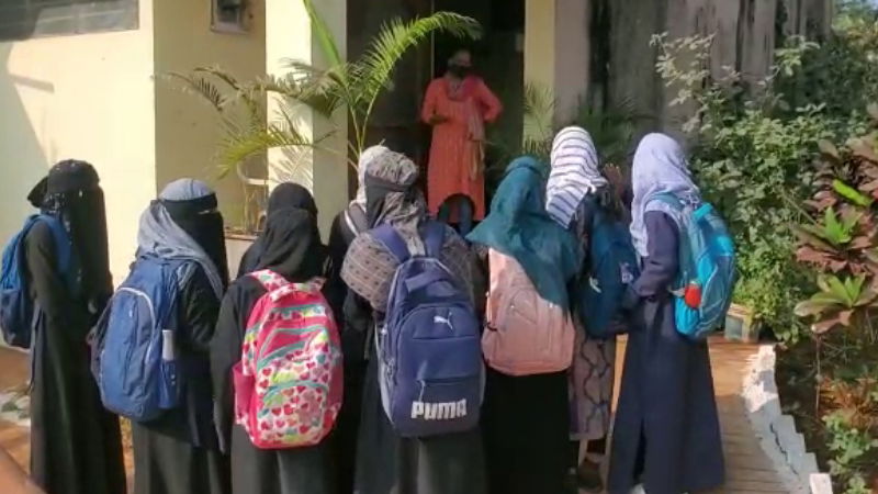 HIJAB 10