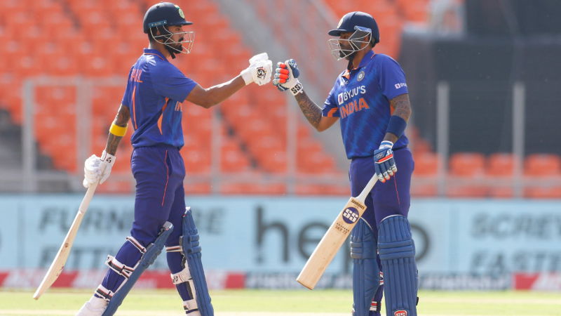 KL RAHUL AND SURYAKUMAR YADAV
