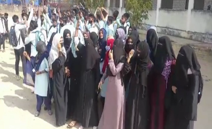 SMG HIJAB PROTEST
