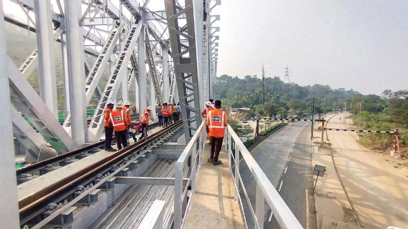 new railway linesThane and Diva