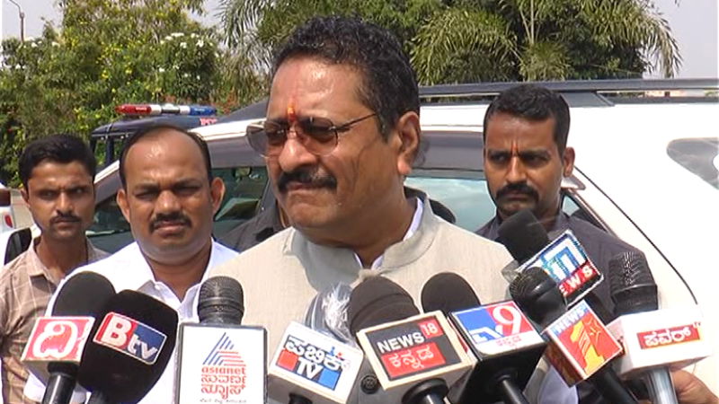 yathnal vijayapura 1