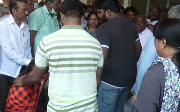HVR SIDDARAMAIAH 2