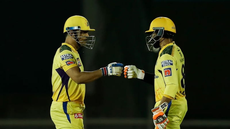 IPL 2022 DHONI AND JADEGA