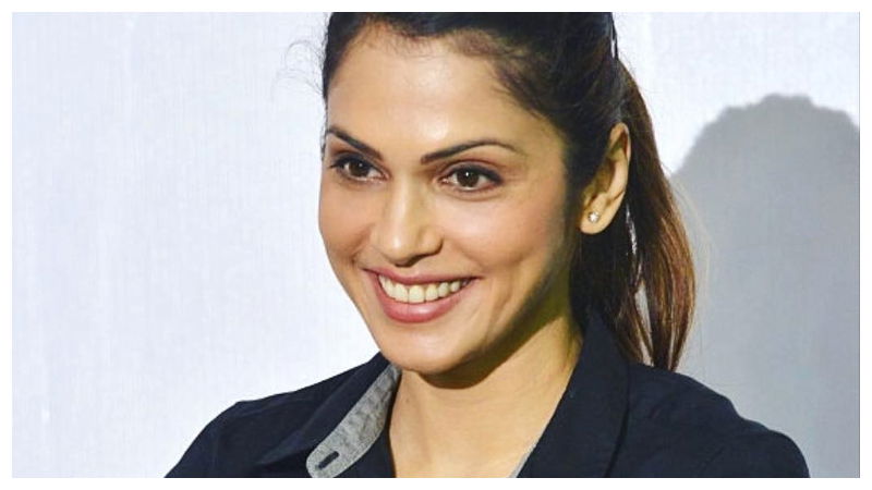 Isha Koppikar 4