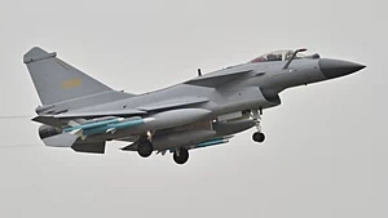 J 10C FIGHTER JET 1