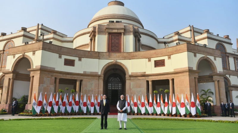 NARENDRA MODI AND JAPAN PM 1