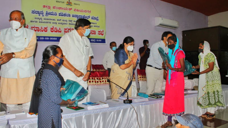 Shashikala Jolle 4