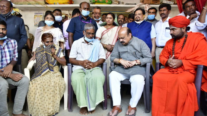 Shimoga Naveen CM Basavaraj Bommai Haveri 4