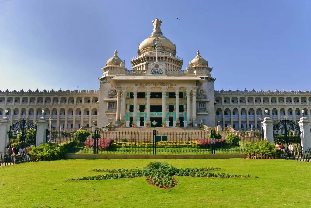 Vidah Sauda state legislature building Karnataka Bengaluru