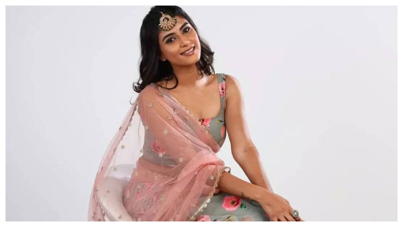 divya suresh 5