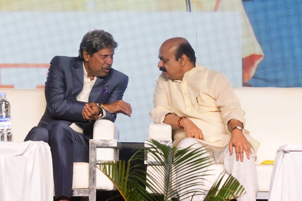 kapil dev