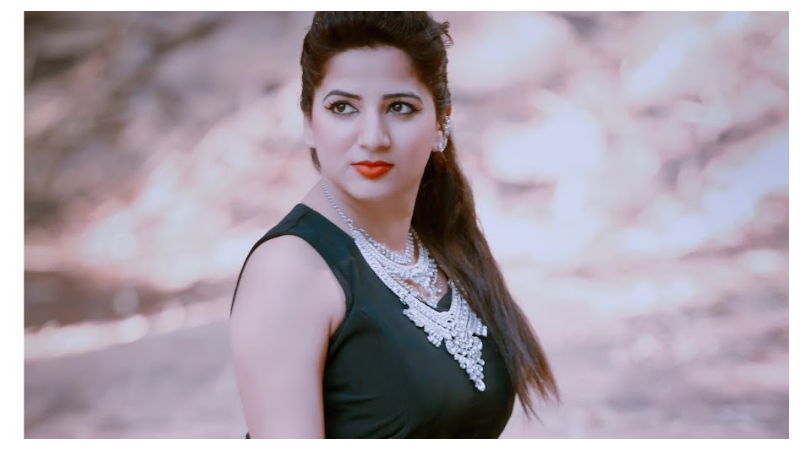 kavya shah 4