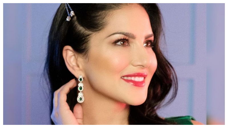 sunny leone 4