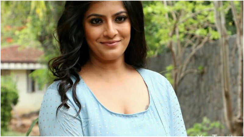 varalaxmi sarathkumar 1