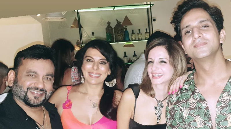 Hrithik Roshan Saba Azad Sussanne Khan Bollywood 2