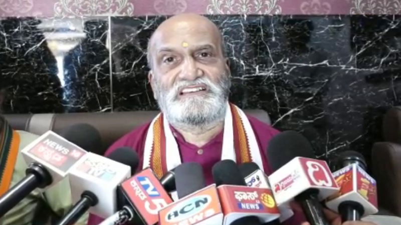 PRAMODH MUTHALIK 1 1