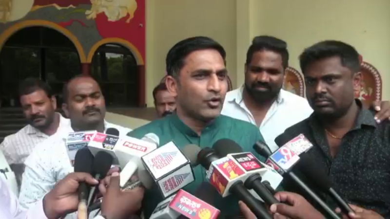 Preetam Gowda Hassan JDS BJP Revanna 1