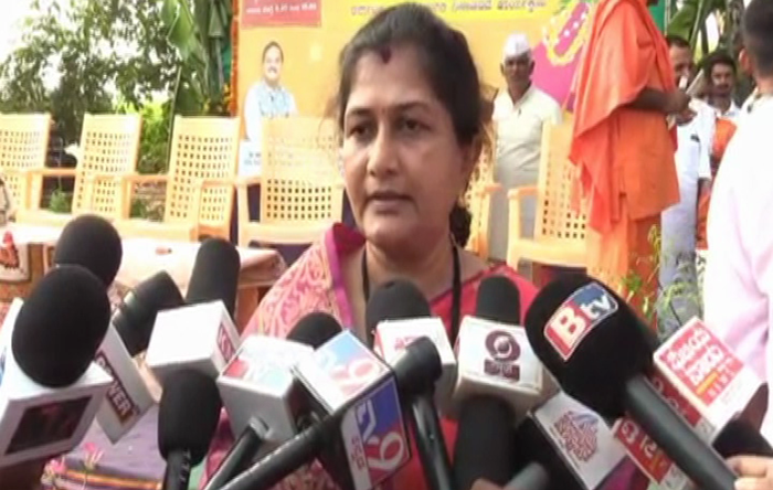SHASHIKALA JOLLE