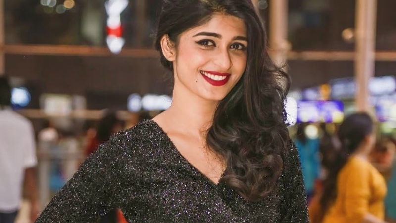 aditi prabhudeva 1
