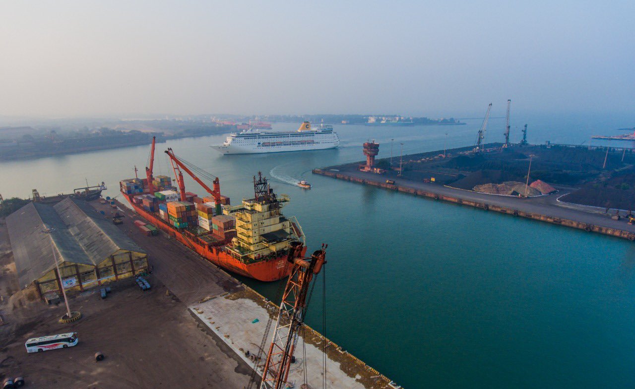 cargo ship india imports exports Port 2