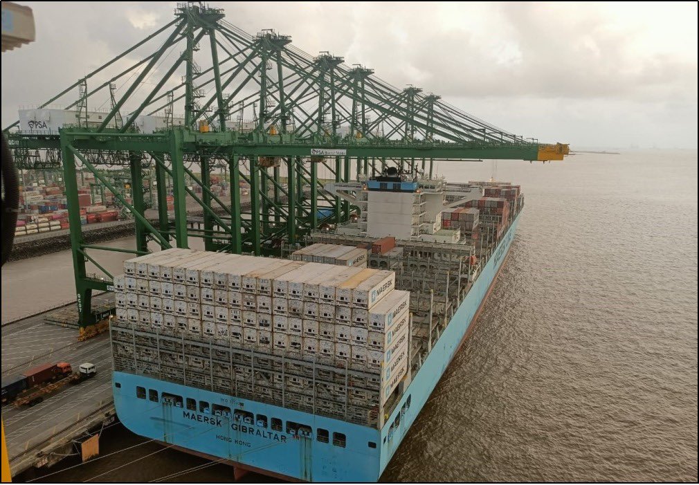 cargo ship india imports exports Port 4