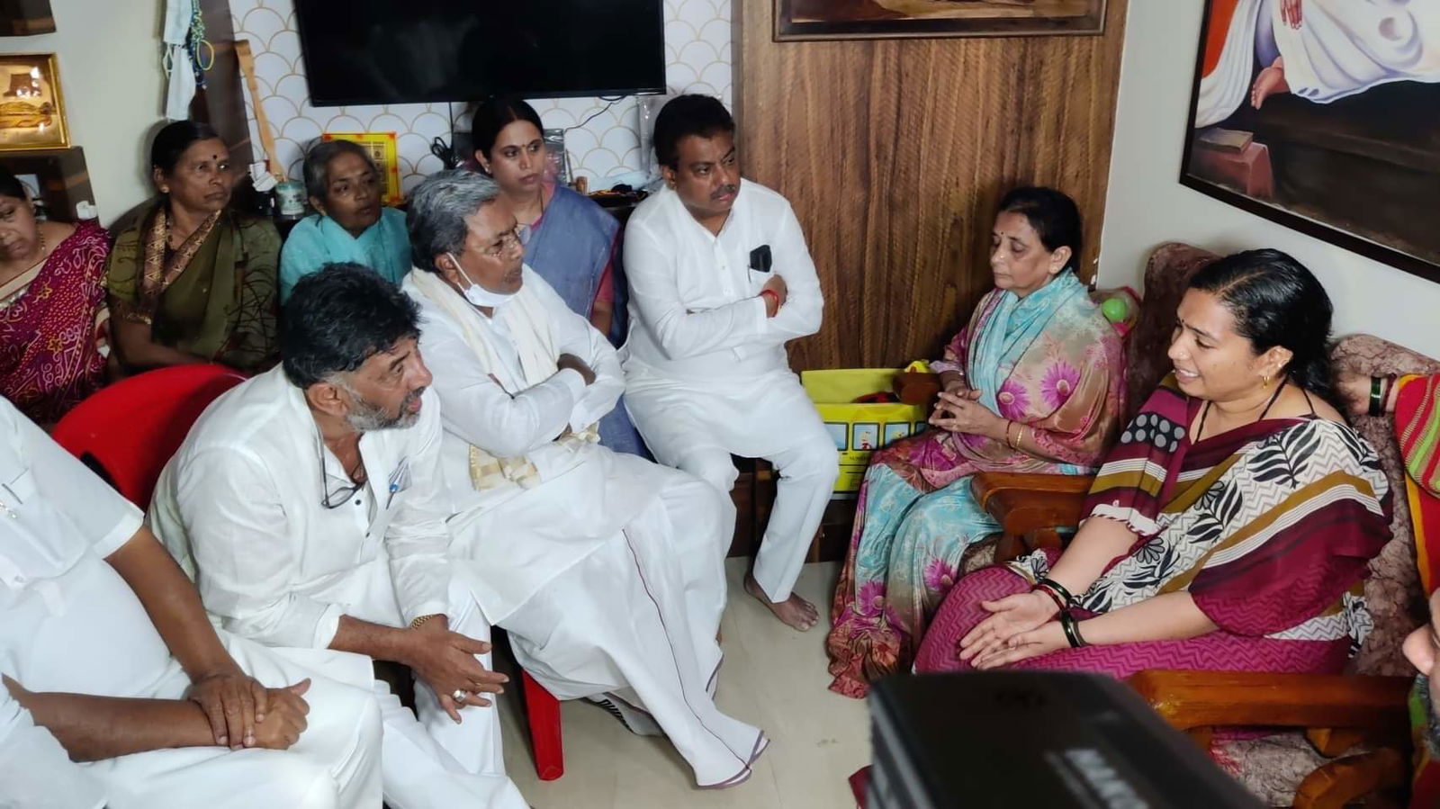 santosh patil congress leaders