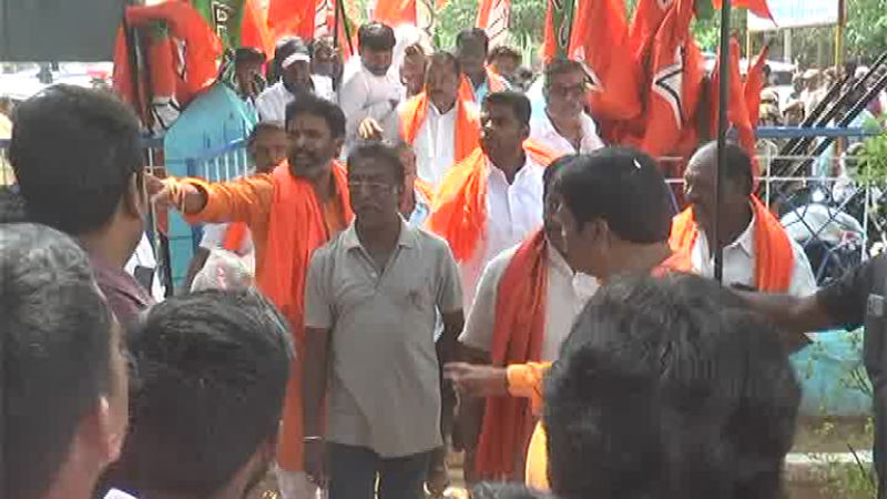 Annamalai 4