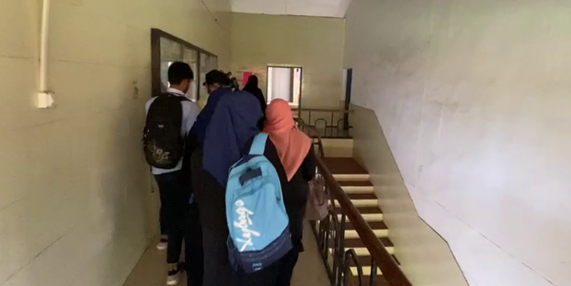 MNG HIJAB 4