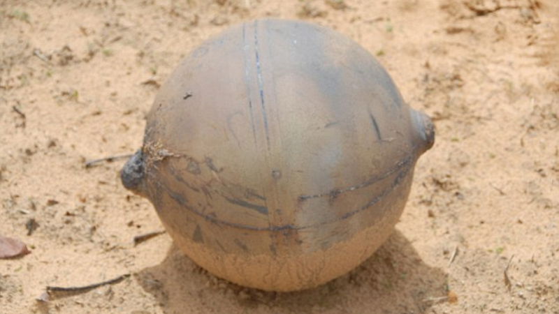 Space ball (1)