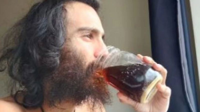 UK MAN DRINK 03