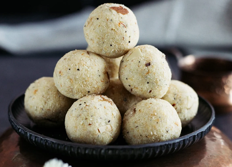 rava ladoo