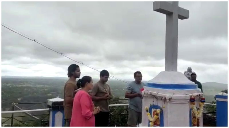 Belgaum child cross 4