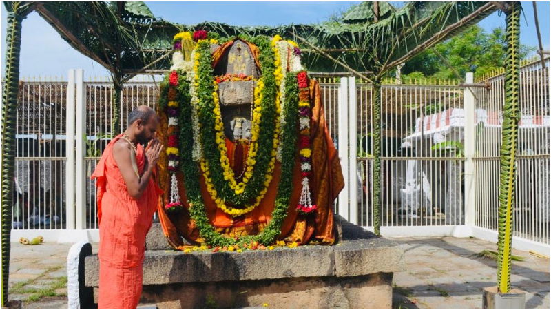 Brindavan Yati Devotees Vijayanagara Koppal 2