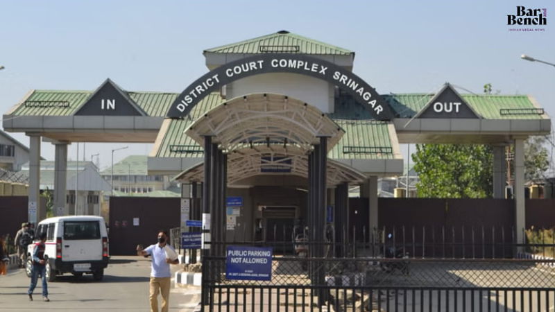 COURT 1