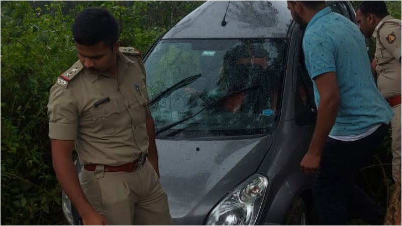 Chikmagalur work father son accident 1
