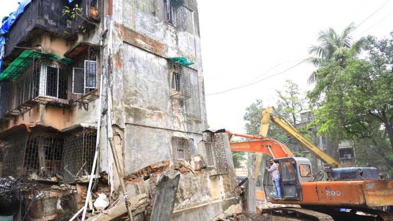 Kurla building collapse