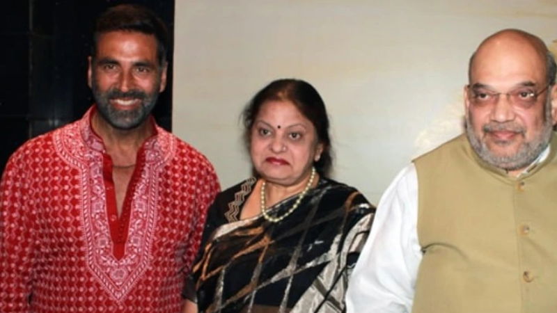amit shah with akshyakumar 2